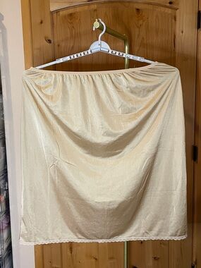 Cream Satin Half Slip with Lace Trim. Size 3XL
